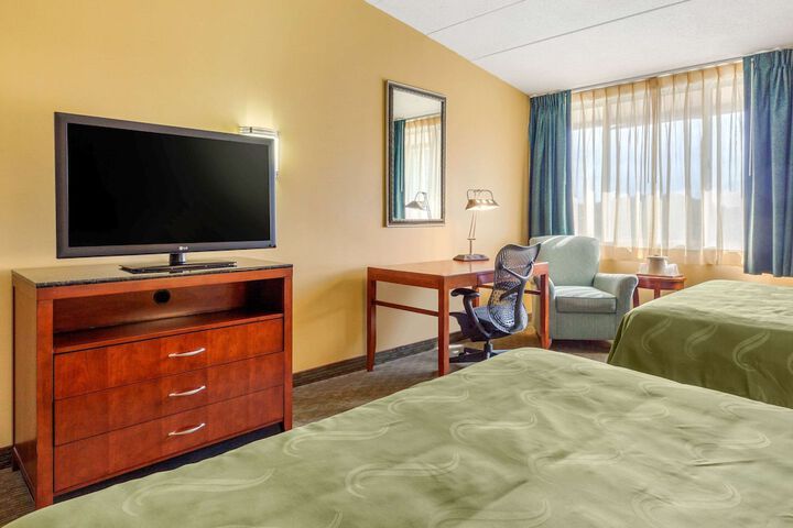 Room 35 of 51