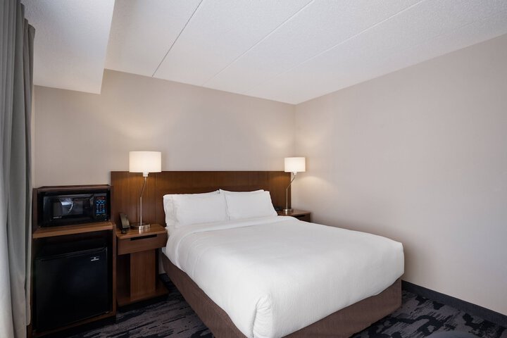 Room 29 of 37