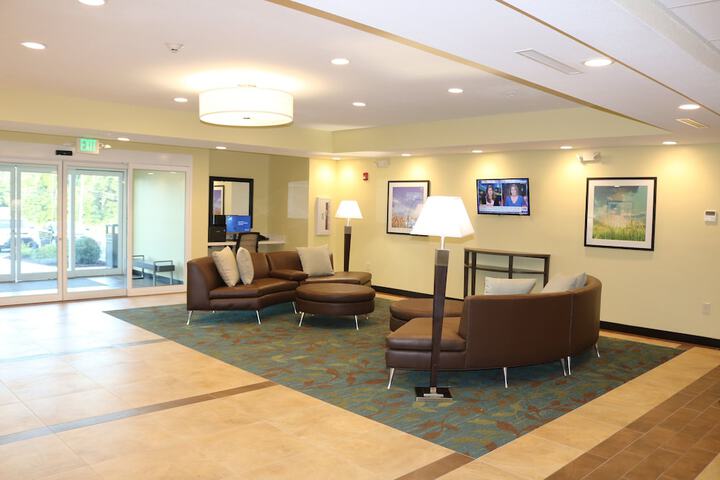 Hotel 6 of 25