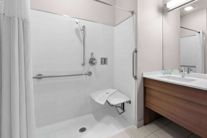 Microtel Inn & Suites by Wyndham Sweetwater