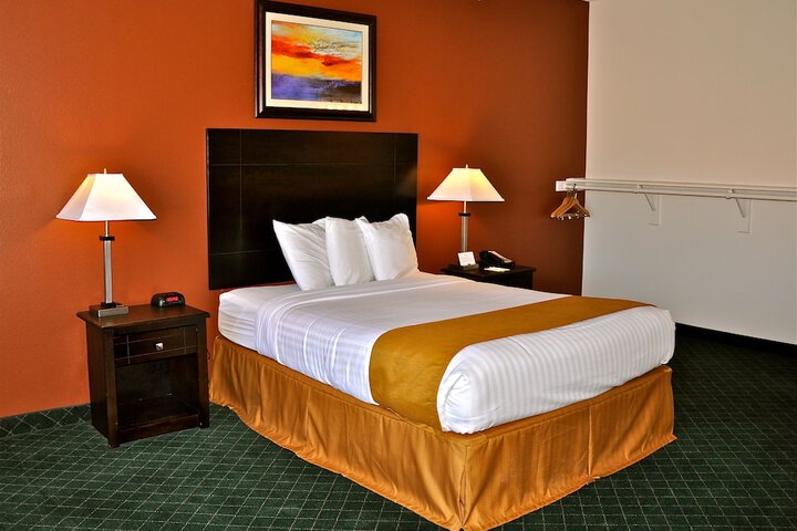 Room 14 of 35