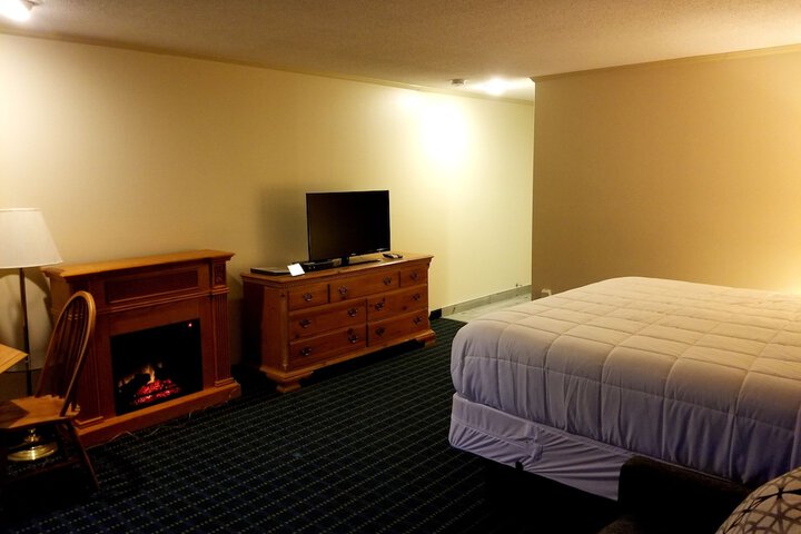 Room 60 of 103