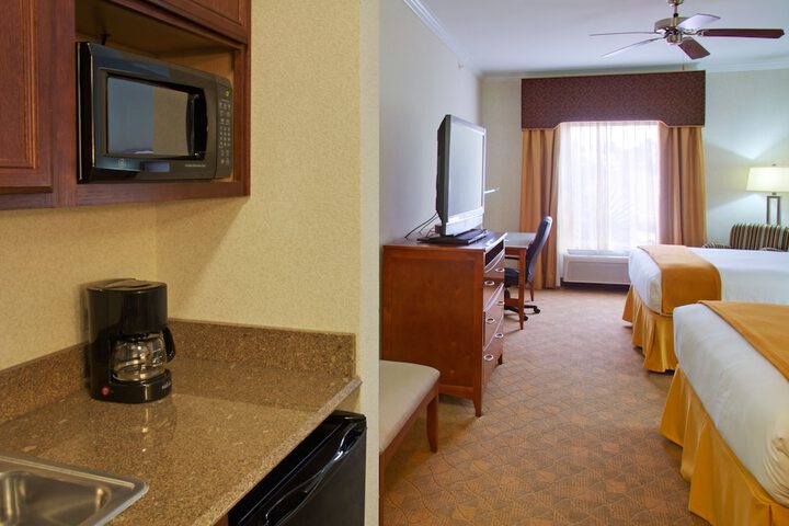 Holiday Inn Express & Suites Lufkin South by IHG