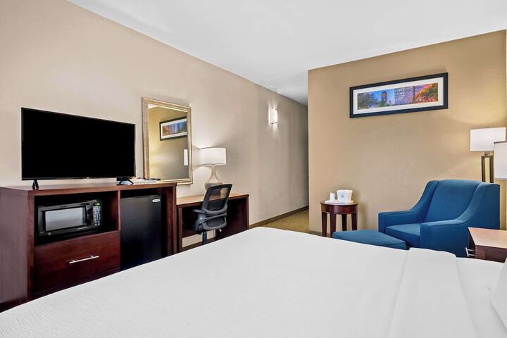 Room 31 of 43