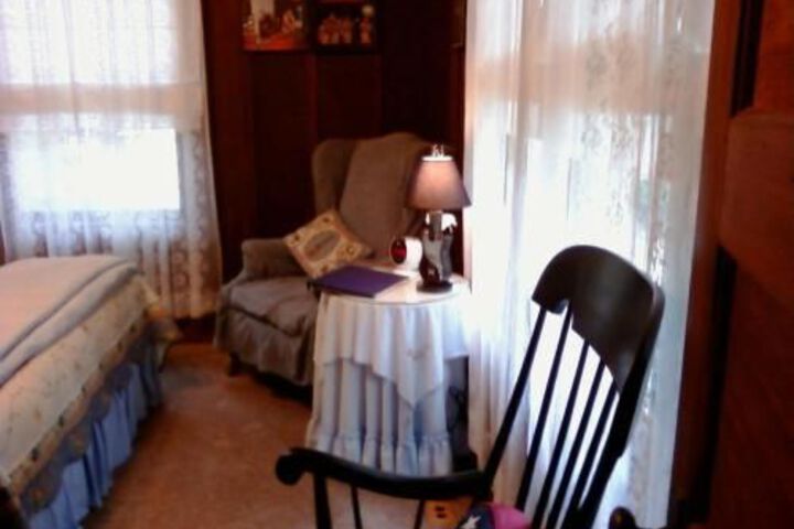 FAIRVIEW MANOR BED AND BREAKFAST