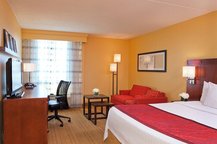 Room 9 of 22