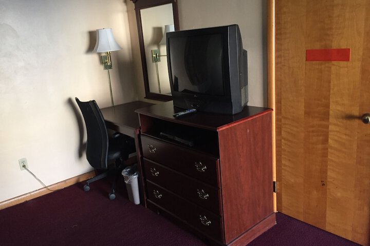 Room 20 of 37
