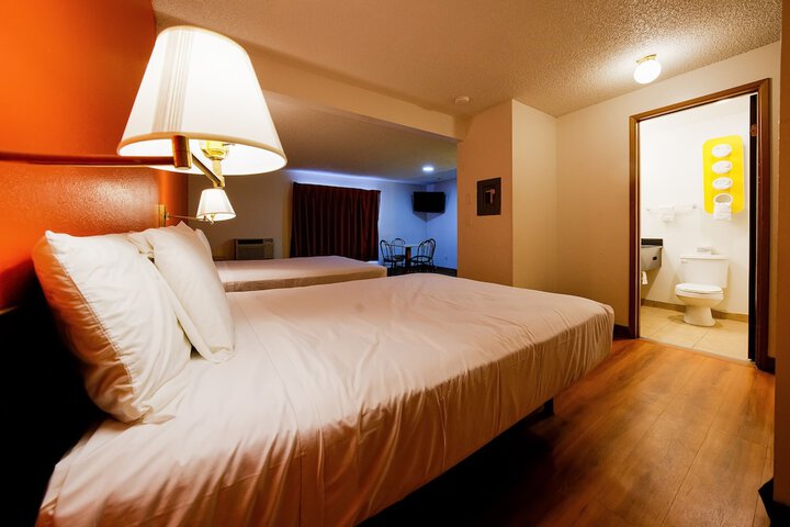 Room 93 of 123