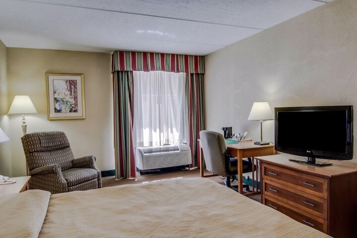 Room 22 of 39