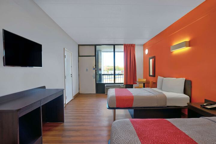 Motel 6 Seaford DE