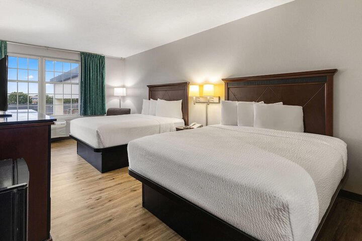 Days Inn by Wyndham Madisonville