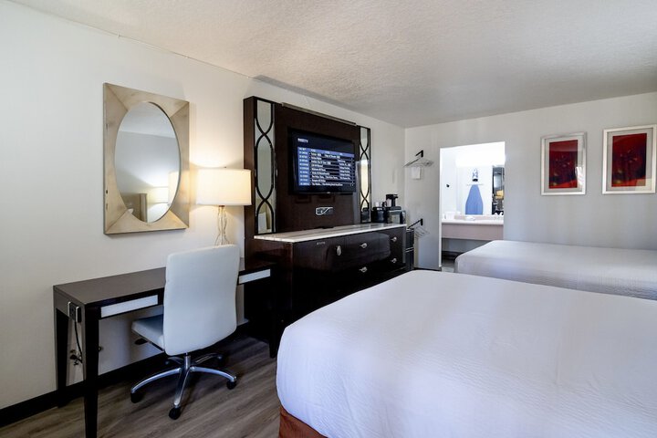 Room 16 of 26