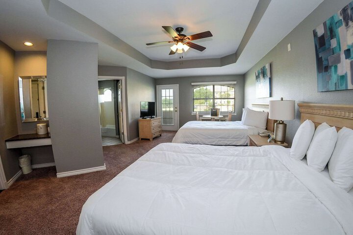 Room 28 of 125