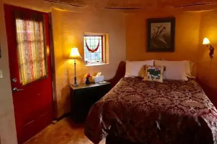 Eves Garden Bed & Breakfast