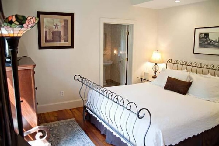 Room 14 of 39