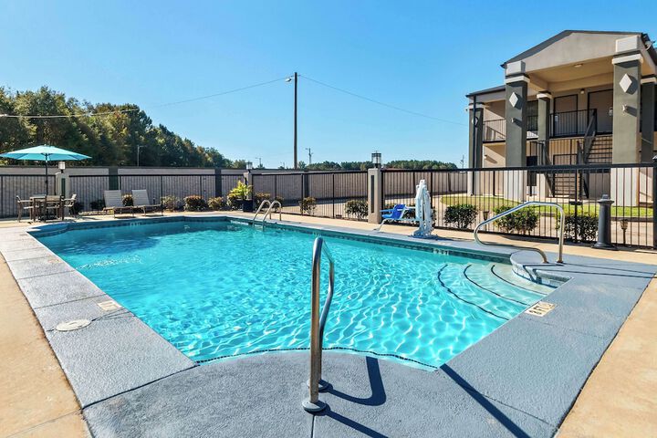 Pool 3 of 26
