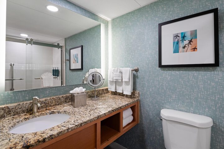 DoubleTree by Hilton Virginia Beach