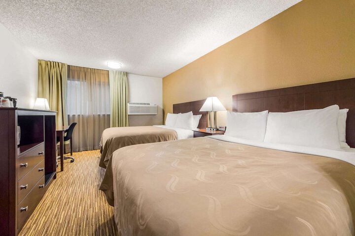 Room 34 of 60