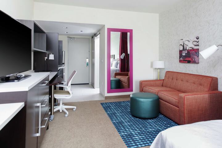 Room 11 of 26