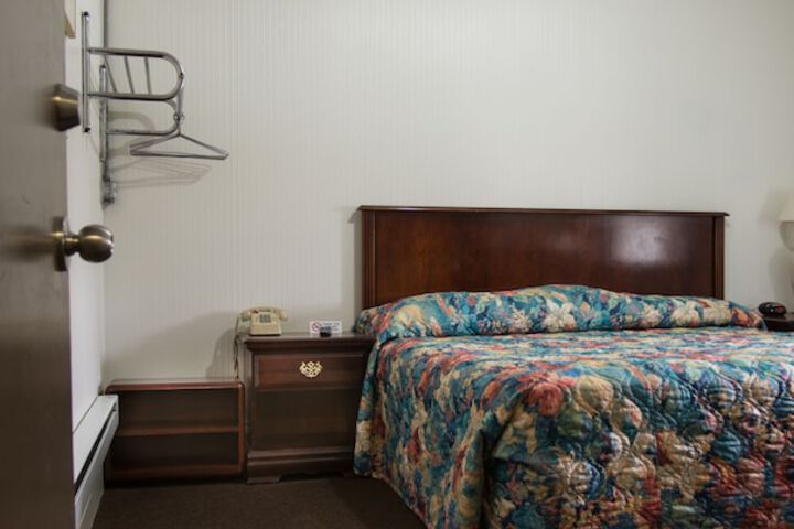 Rosemount Motel