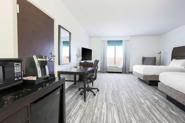 Room 11 of 35