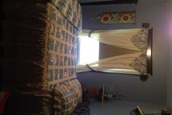 Room 12 of 29
