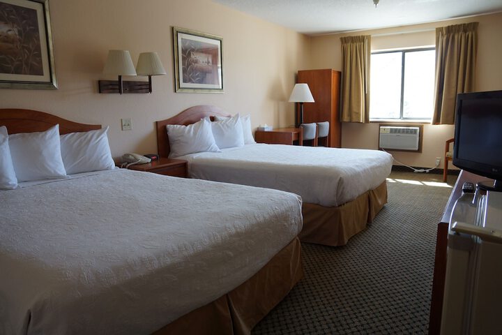 Luxury Inn & Suites