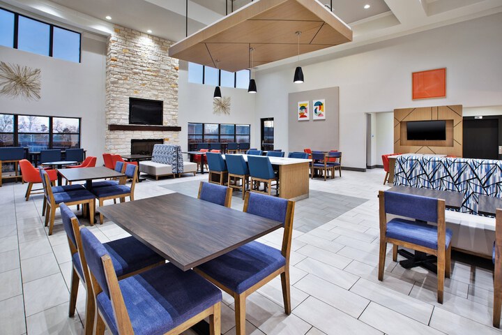 Holiday Inn Express & Suites Duncan by IHG