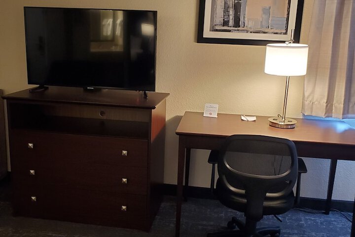 Room 29 of 49