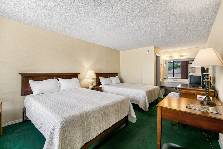 Room 31 of 106