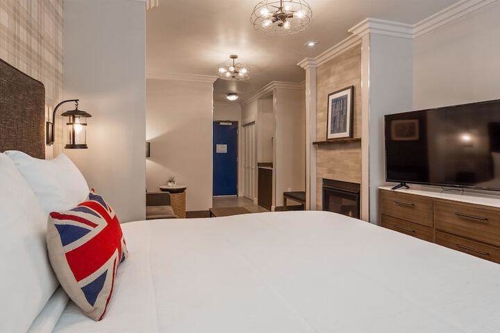 Room 16 of 29