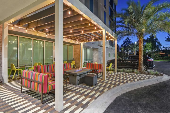 Home2 Suites by Hilton Jacksonville-South / St. Johns Town Ctr