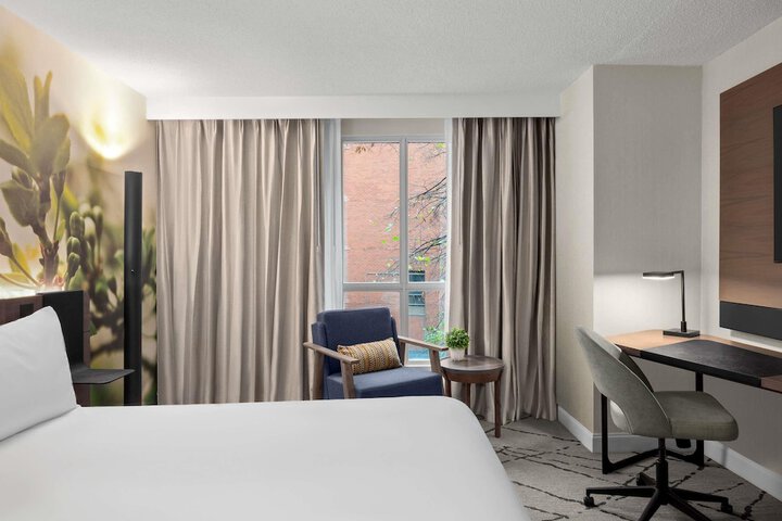 Novotel Toronto Centre
