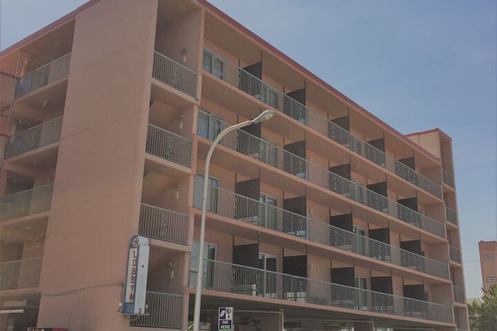 Hotel 5 of 41