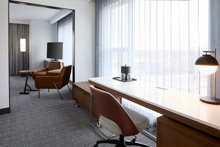 Courtyard by Marriott Montreal Laval