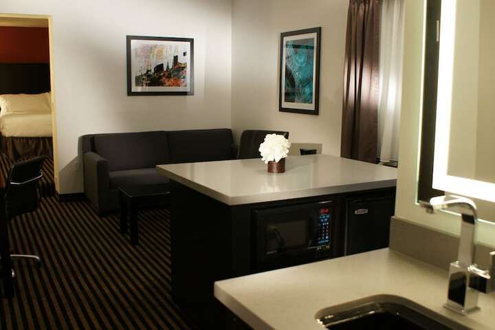 Room 36 of 68