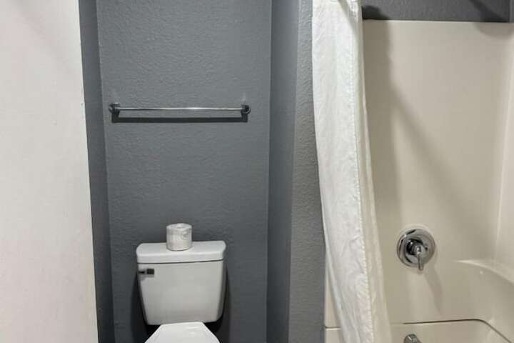 Room 13 of 17