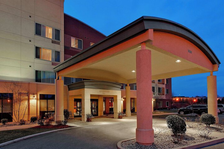 Hotel 2 of 18
