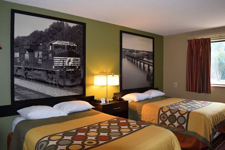 Room 19 of 32