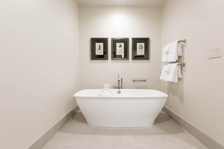Room 209 of 500