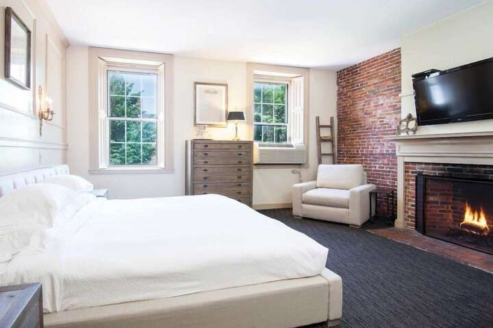 Room 11 of 55