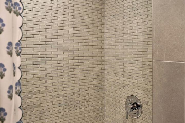 Room 37 of 108