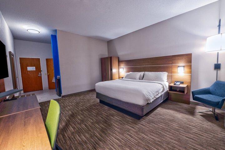 Room 20 of 69