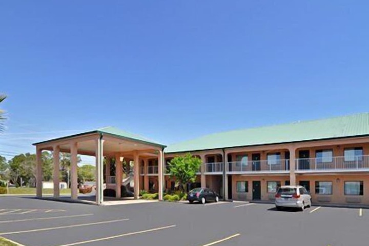 Hotel 2 of 41