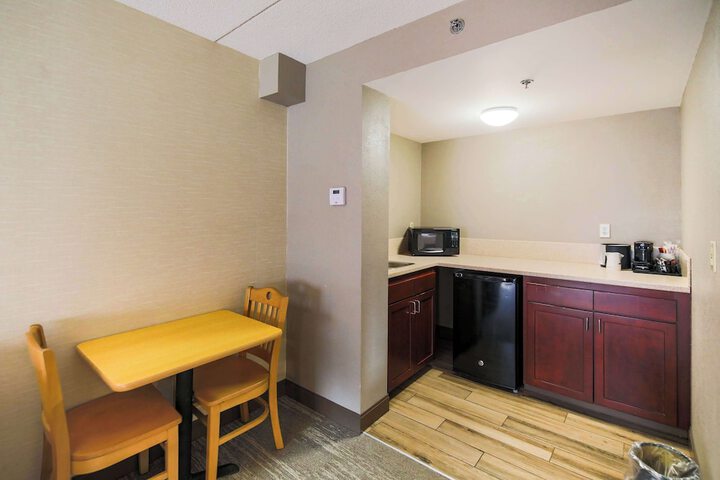 Room 39 of 67