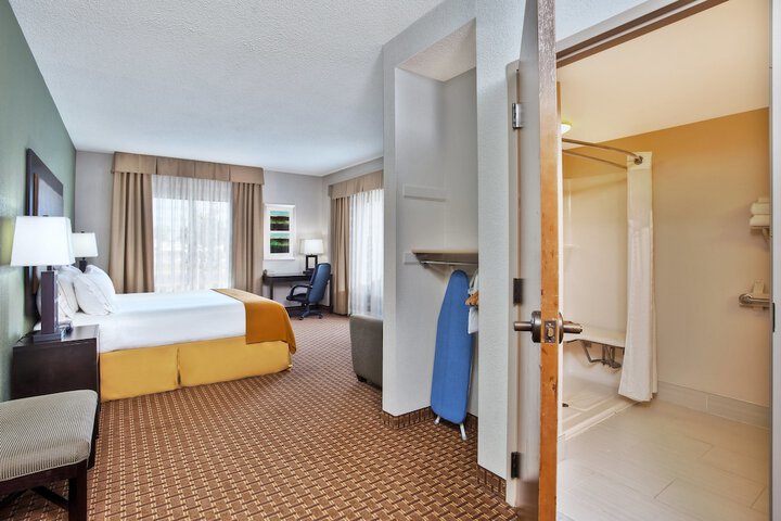 Holiday Inn Express Hotel & Suites Harrington-Dover area DE by IHG