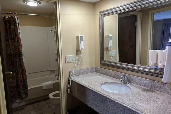 Room 13 of 31