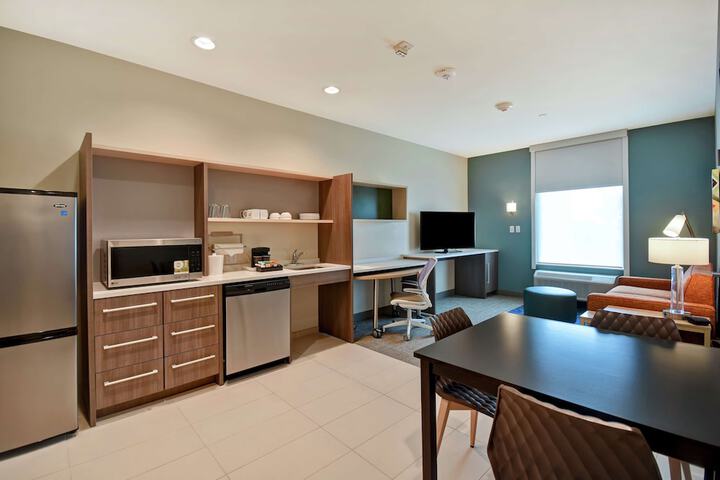 Room 15 of 43