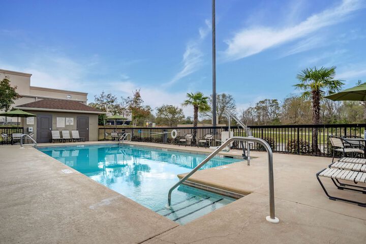 Pool 3 of 21