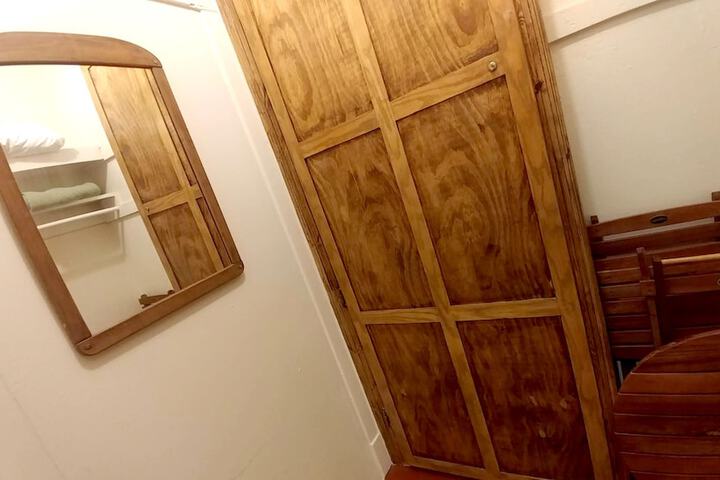 Room 70 of 101